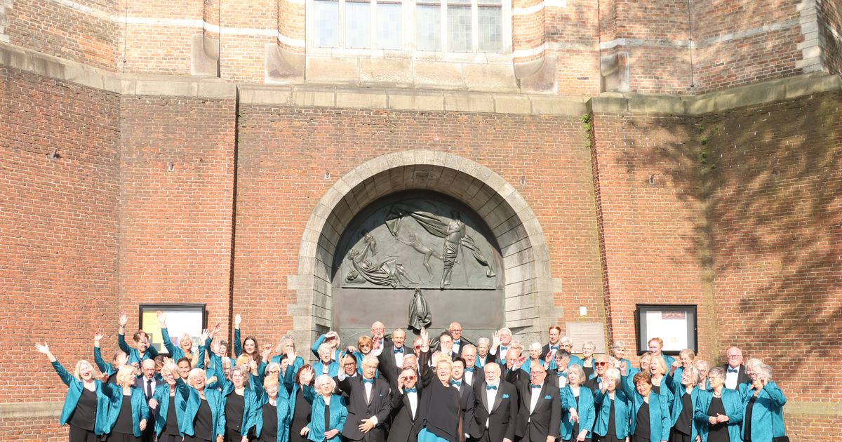Nieuwjaarsconcert Rotterdams Operakoor presenteert een middag vol opera — o.l.v. Annelies Prins met aan de piano van Nispen